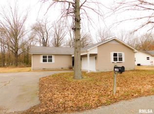 3109 Weaver Rd, Herrin, IL 62948