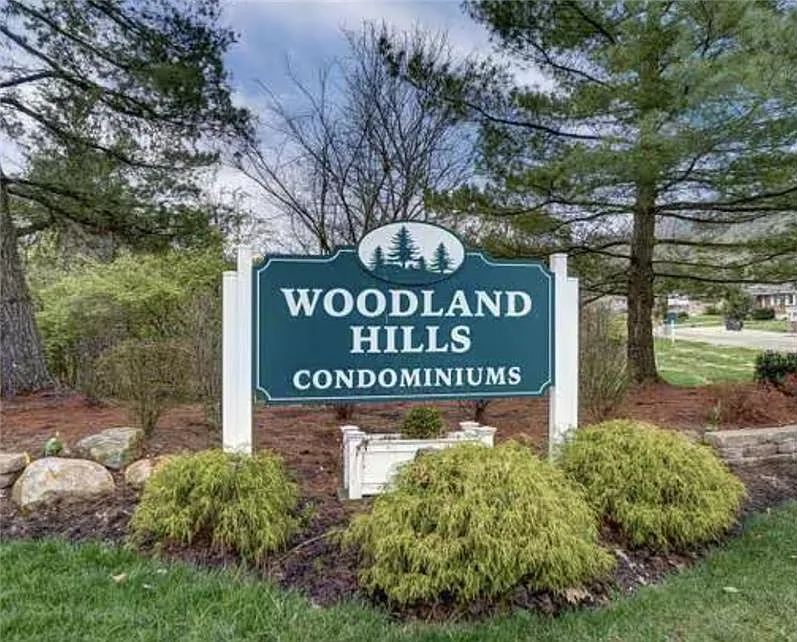 18 Woodland Hills Dr #6