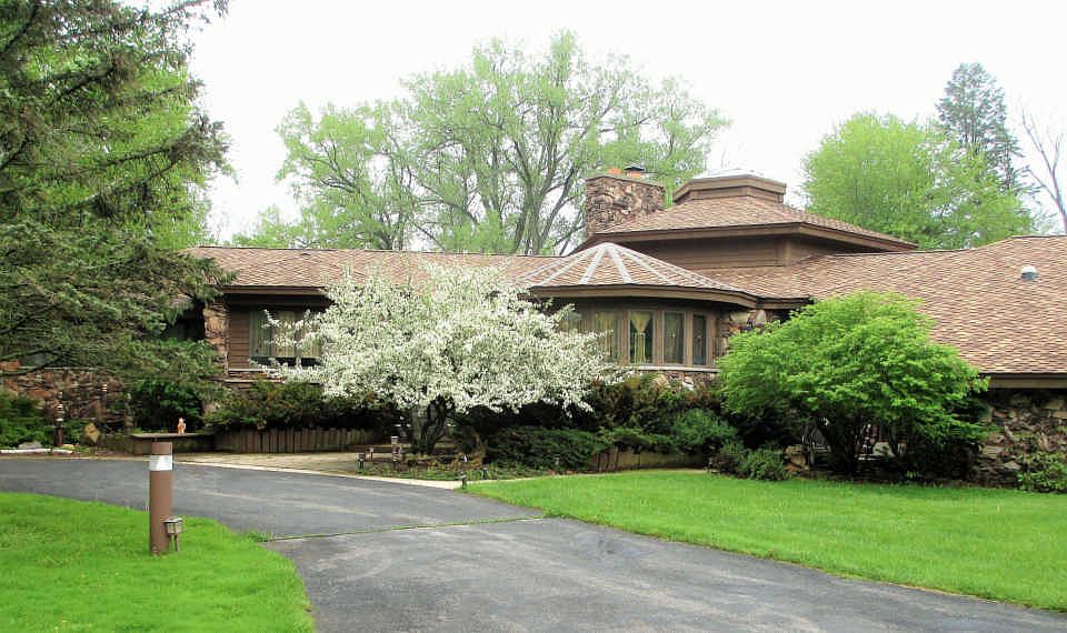 1st image of 1375 W Calumet Ct