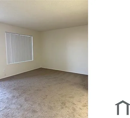 1 bed, 500 sqft, $950 — Photo 2