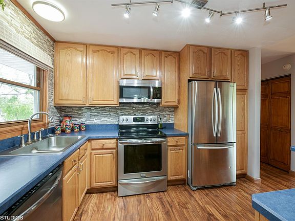5th image of 7451 Jennings Pl