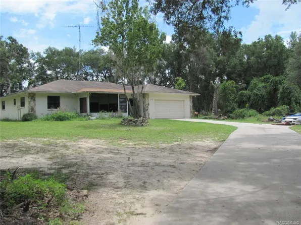 1325 N Balko Path, Lecanto, FL 34461