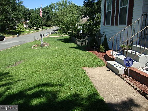 2nd image of 2 Glendale Dr