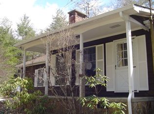 1128 Swiss Pine Lake Dr, Spruce Pine, NC 28777