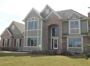 N33W33339 Maplewood Rd, Nashotah, WI 53058