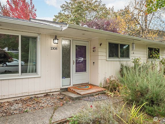 3rd image of 1308 NW 52nd Street