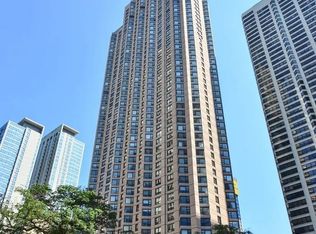 401 E Ontario St APT 606, Chicago, IL 60611