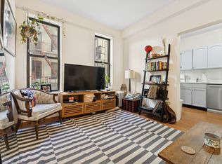 165 Meserole St APT 8, Brooklyn, NY 11206