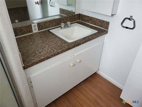 3rd image of 1120 N King St #110