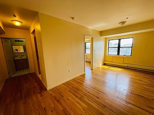 3rd image of 28-14 31st St #503A