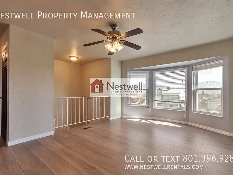 5676 S 3525 W — Photo 2