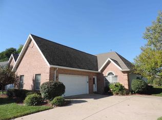 2007 Dane Kelsey Dr, Pekin, IL 61554