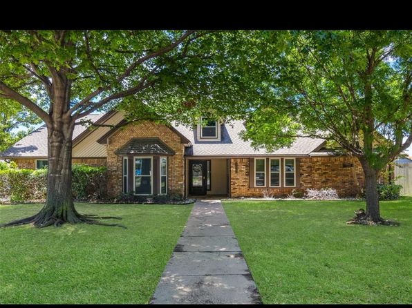 905 Kensington Ct