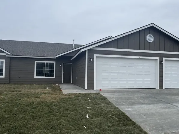 2811 Cardinal Pl, Umatilla, OR 97882