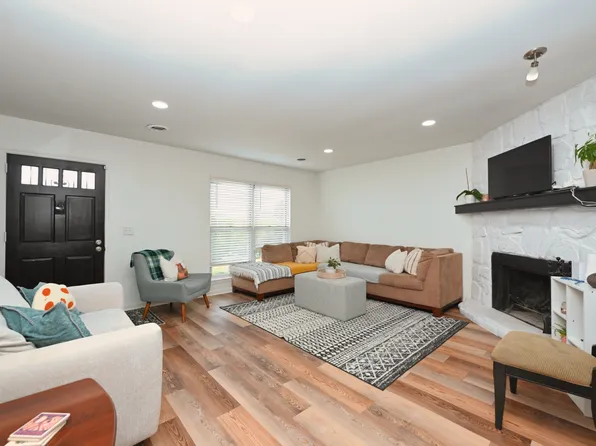 301 Huntington Ridge Dr, Nashville, TN 37211