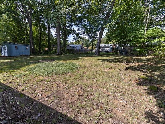 5th image of 4 Wordsworth Ct