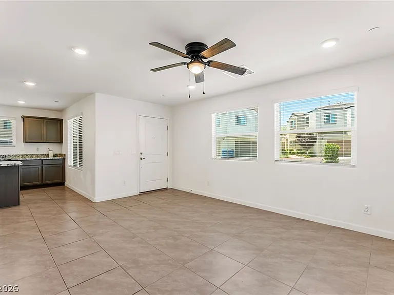 3545 Golden Chariot Ave — Photo 5