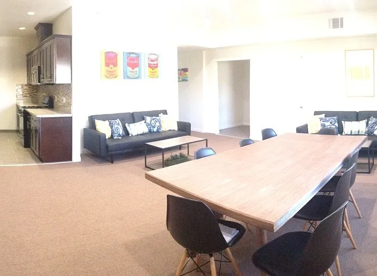 "Terrace Heights Student Housing" Terrace Heights LLC — Photo 11