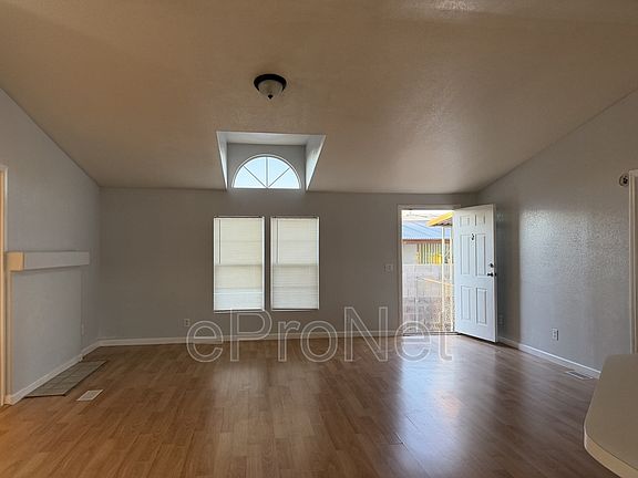 4th image of 3530 Death Valley Dr