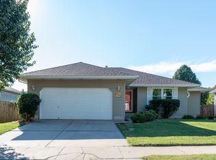 5491 S Sycamore Ave, Springfield, MO 65810