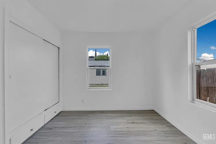 1233 Woodrow Ave #1233 — Photo 12