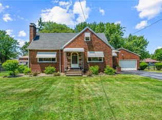 1918 Mary St, Farrell, PA 16121