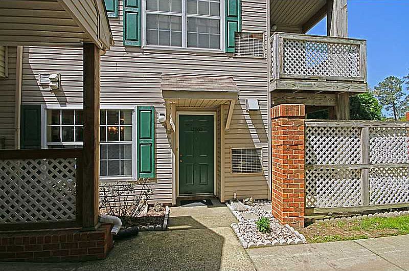 1st image of 12860 Daybreak Cir