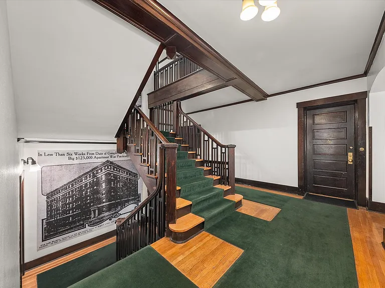 The Breslin — Photo 8
