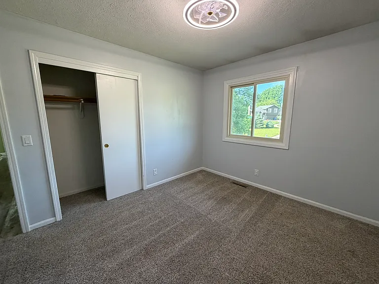 13203 Courtney Dr — Photo 21