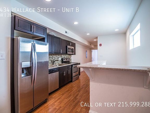 4th image of 3434 Wallace St #B