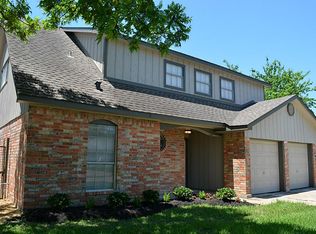 10410 Glenkirk Dr, Houston, TX 77089