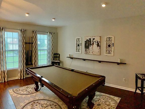 Rec/living room