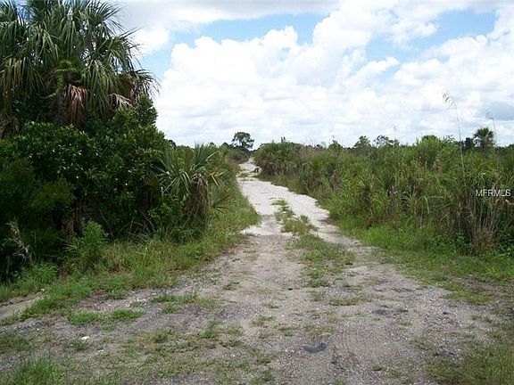Road entrance from Bermont Road