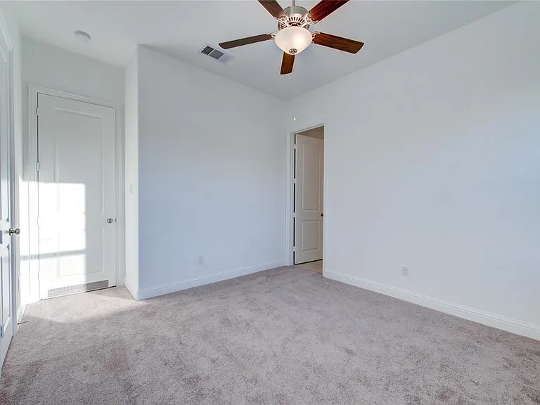 1415 Adell Rose Ln — Photo 23