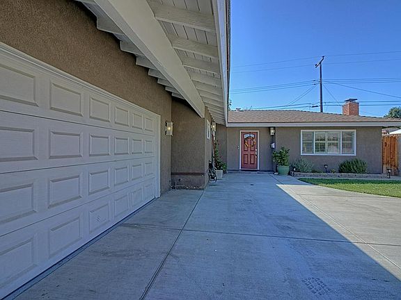 2nd image of 1255 Coventry Ave