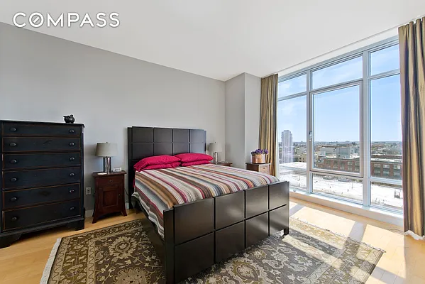 Rented by Compass | media 13