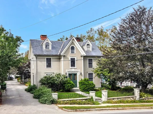 69 Elm Street #300, Camden, ME 04843