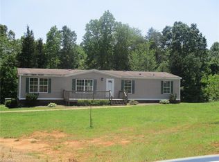 440 Green Pasture Ln, Ruffin, NC 27326