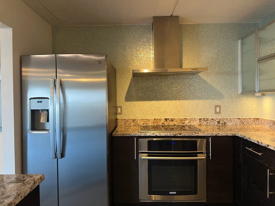 200 Cove Way #603