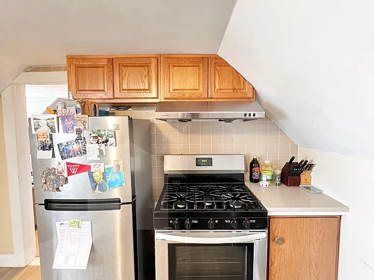 48 Beacon St #3 — Photo 14