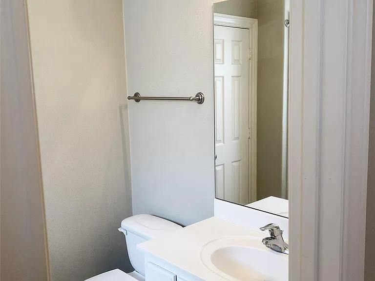 3227 Damico St — Photo 26