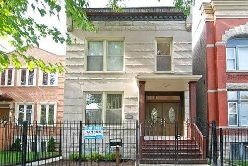 1st image of 1530 N Maplewood Ave