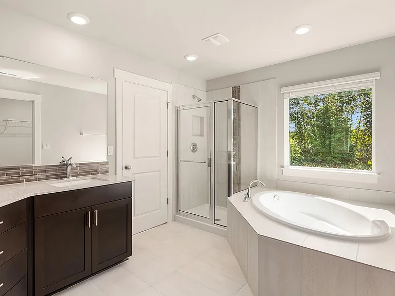 11001 33rd St NE — Photo 17