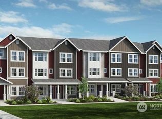 19340 NE 69th Cir UNIT 104, Redmond, WA