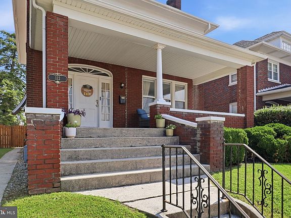 5th image of 112 Ruth Ave