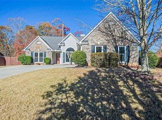 5653 Newberry Point Dr, Flowery Branch, GA 30542