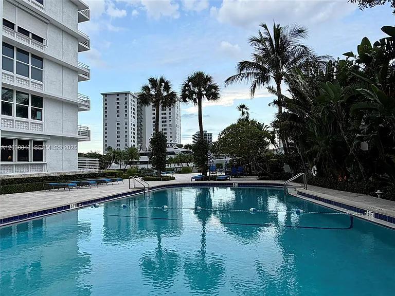 888 Intracoastal Dr #15E — Photo 25
