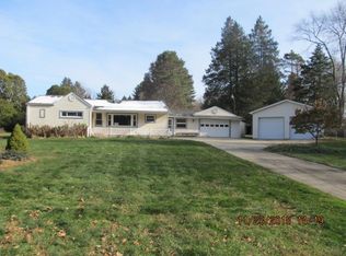 9028 S Lake Rd, Espyville, PA 16424