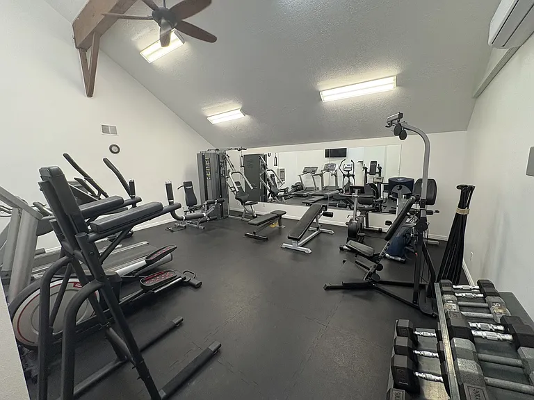 1004 Uri Ln #2 — Photo 30