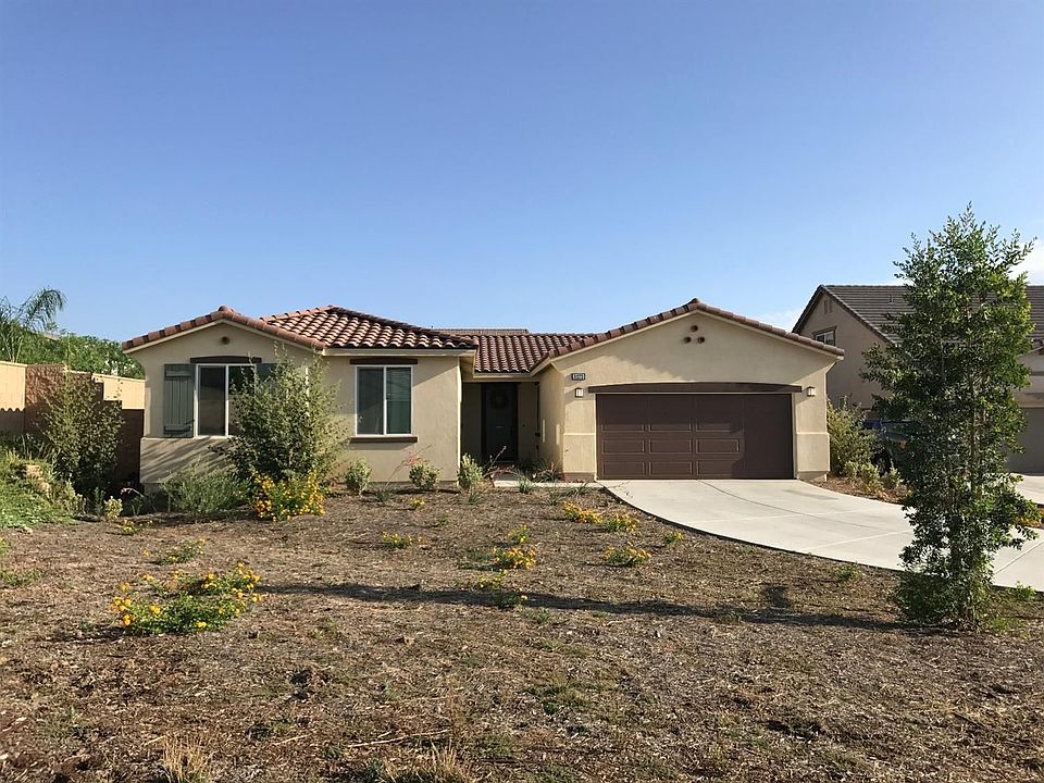 1st image of 31273 Spice Bush Cir